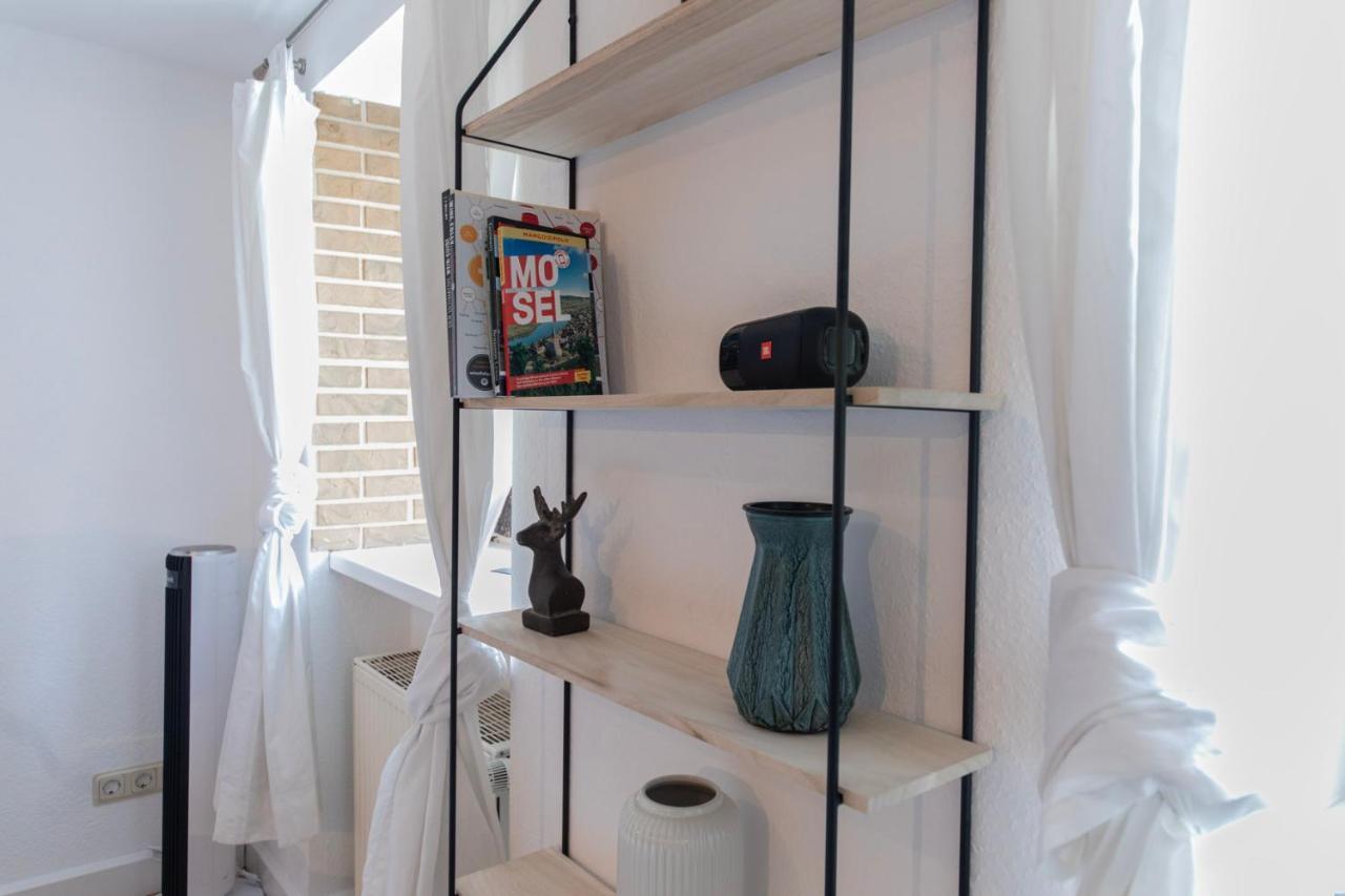 Cozy I Hochwertig Eingerichtet Netflix Parkplatz Nespresso Apartment Longkamp Exterior photo